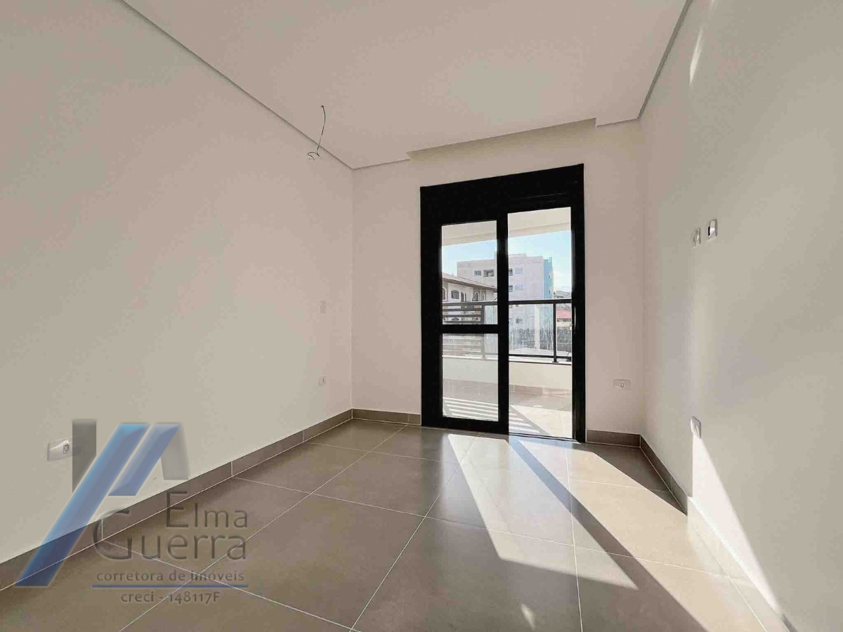 Ubatuba, Itaguá - Apartamento com 02 dormitórios sendo 01 suíte e área de lazer em local tranquilo.