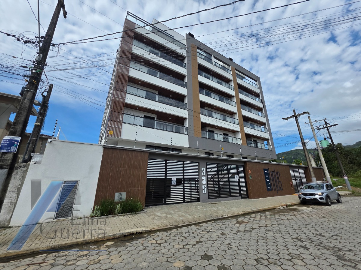 Ubatuba, Itaguá - Apartamento mobiliado com 02 dormitórios sendo 01 suíte e área de lazer.