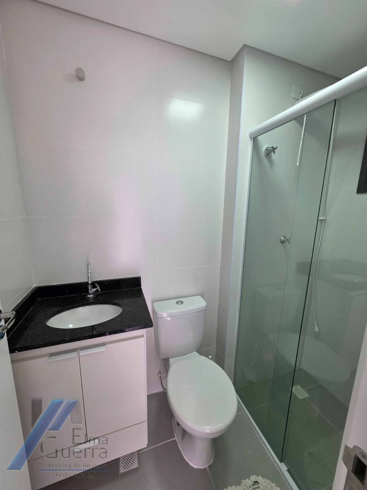 Ubatuba, Itaguá - Apartamento mobiliado com 02 dormitórios sendo 01 suíte e área de lazer.