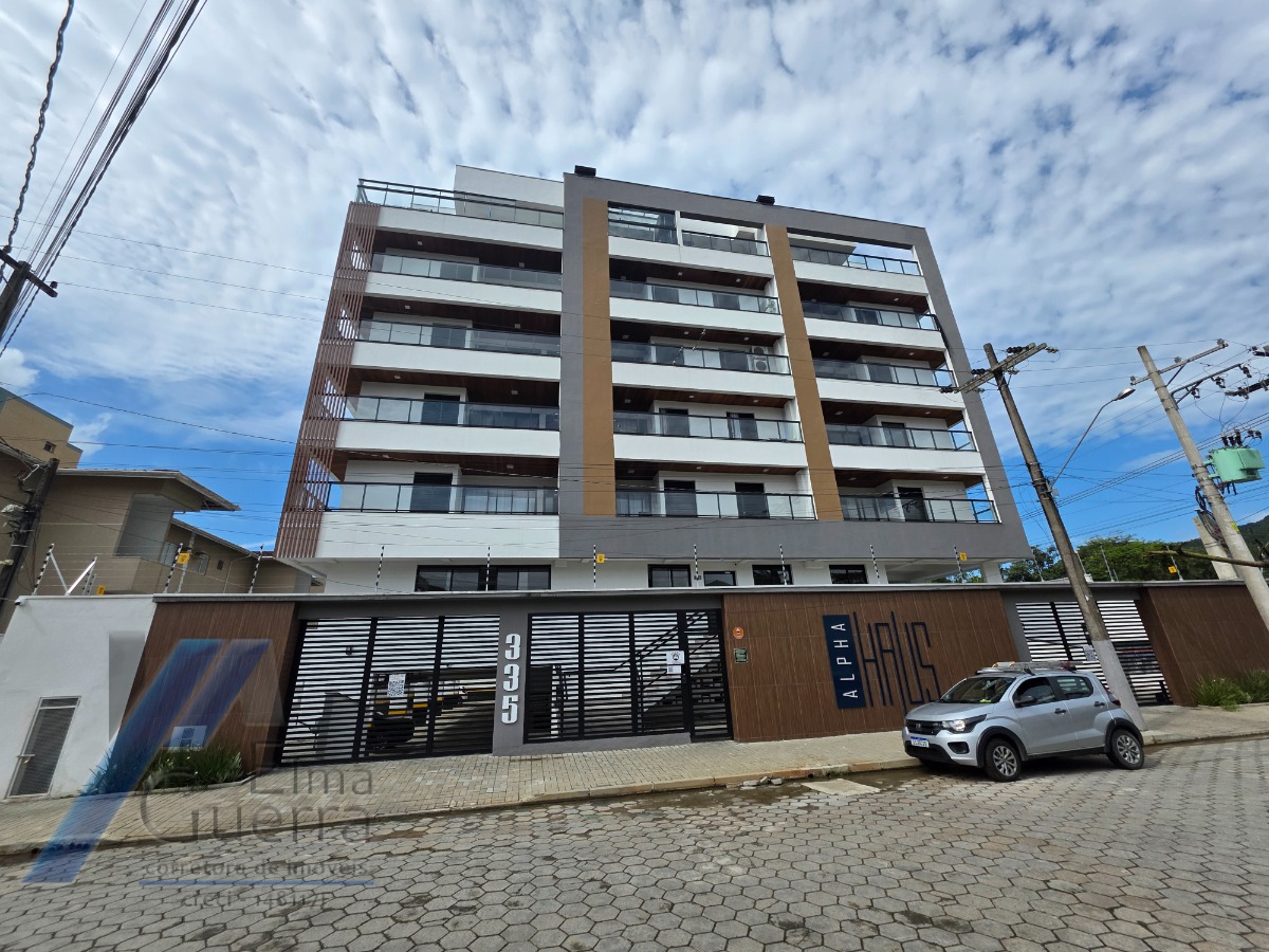 Ubatuba, Itaguá - Apartamento mobiliado com 02 dormitórios sendo 01 suíte e área de lazer.