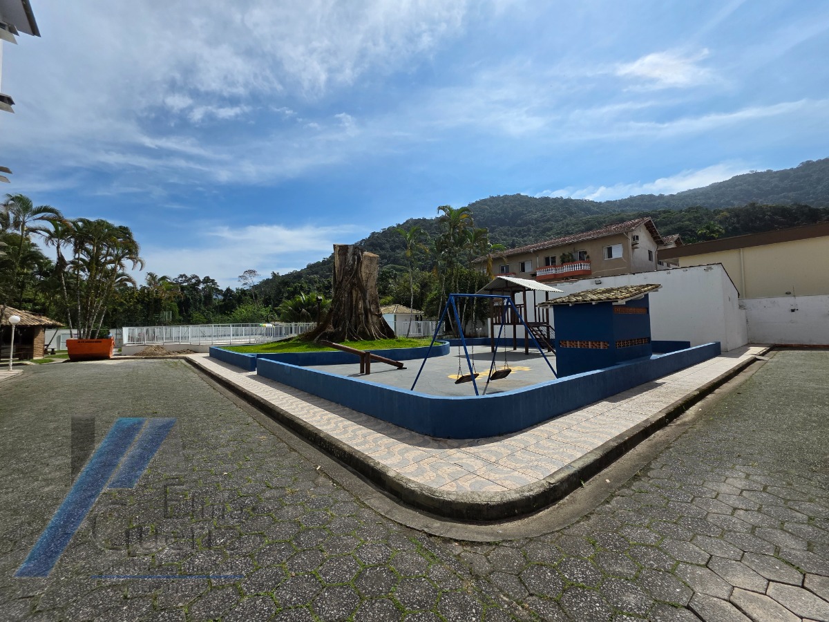 Ubatuba, Centro - Apartamento mobiliado com 03 dormitórios sendo 01 suíte e área de lazer.