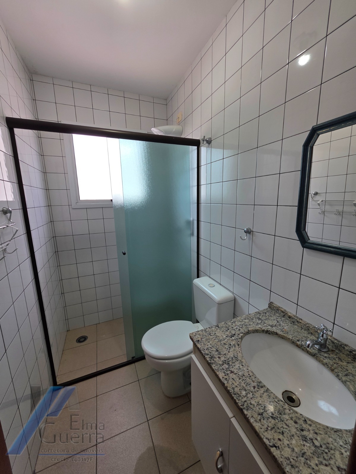 Ubatuba, Centro - Apartamento mobiliado com 03 dormitórios sendo 01 suíte e área de lazer.