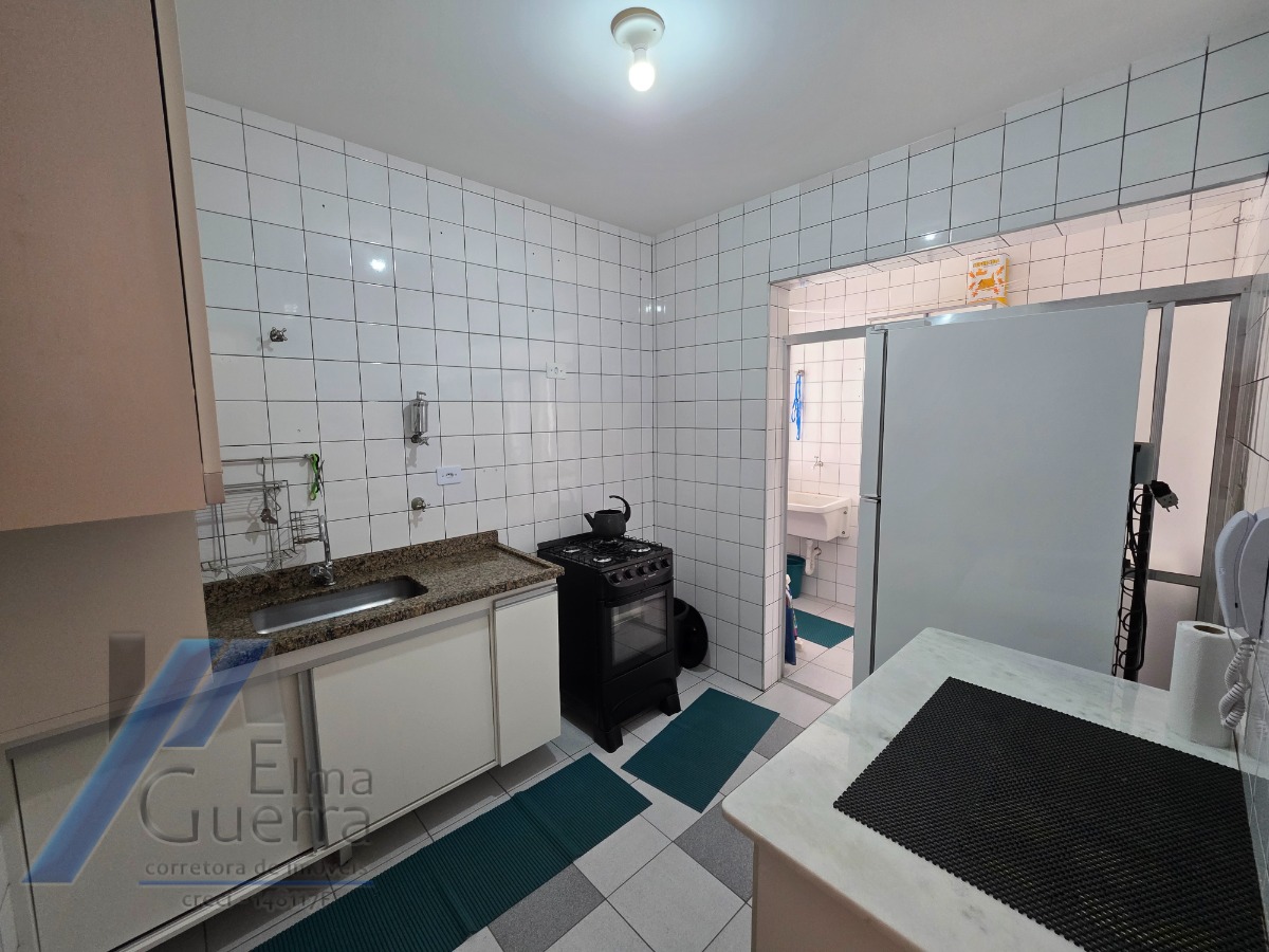 Ubatuba, Centro - Apartamento mobiliado com 03 dormitórios sendo 01 suíte e área de lazer.