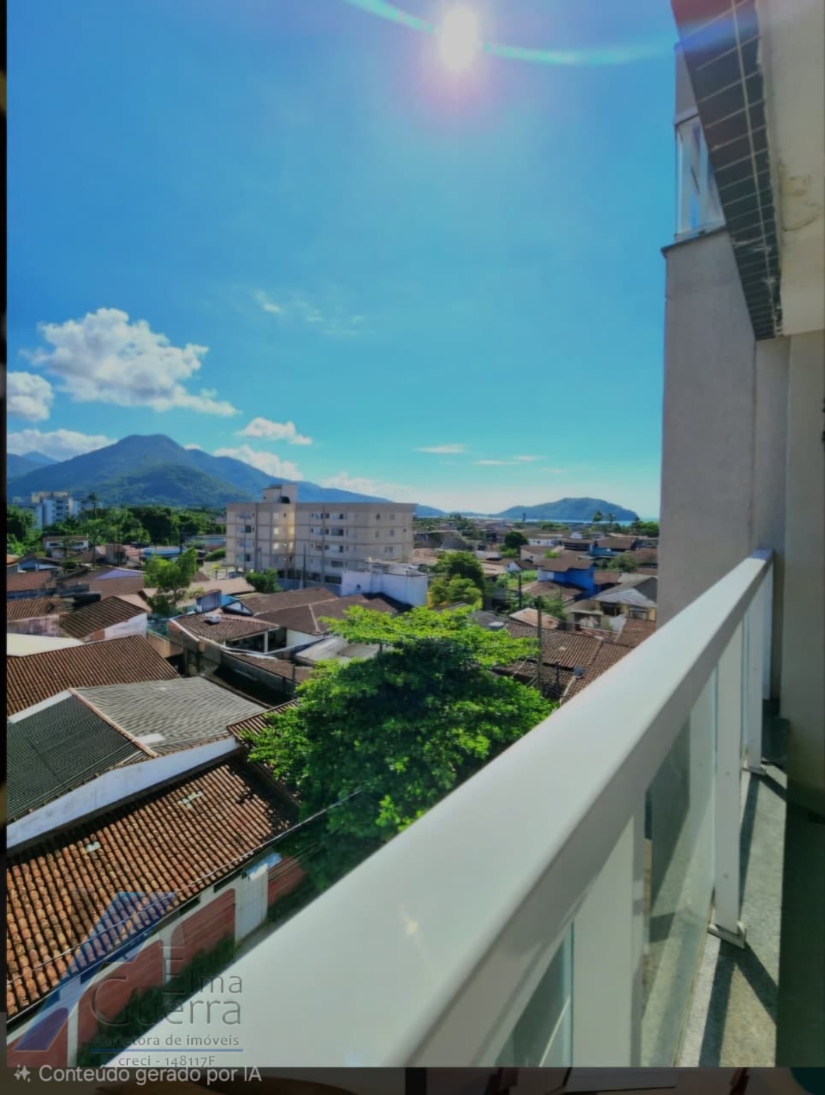 Ubatuba - Pereque açu - Apartamento com 02 dormitórios sendo 01 suíte e área de lazer.