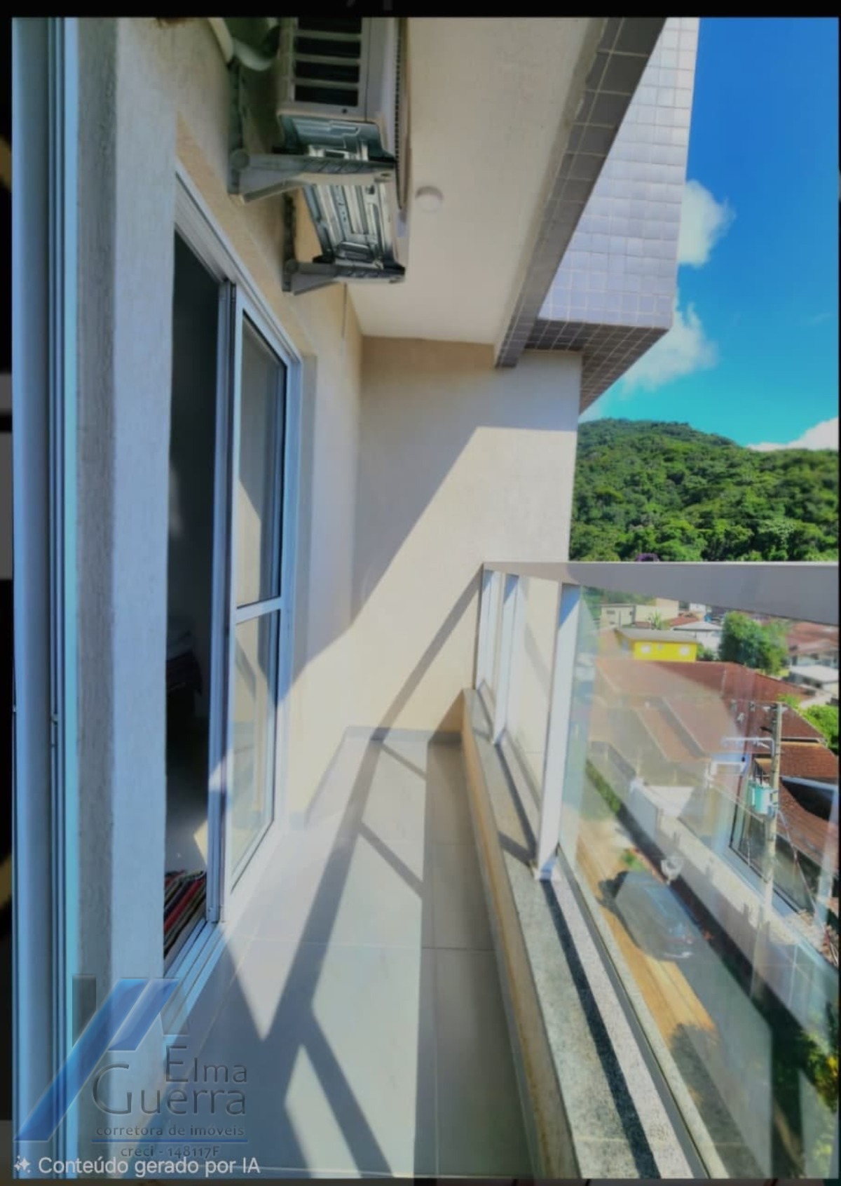 Ubatuba - Pereque açu - Apartamento com 02 dormitórios sendo 01 suíte e área de lazer.