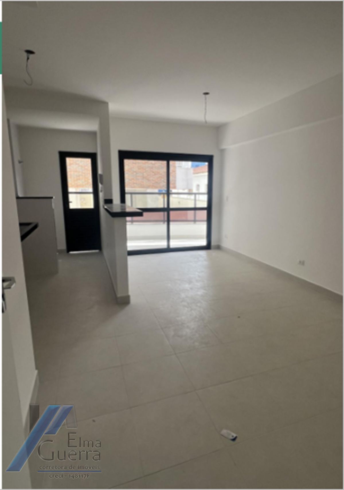 Ubatuba, Itagua - Apartamento com 02 dormitórios sendo 01 suíte e área de lazer.