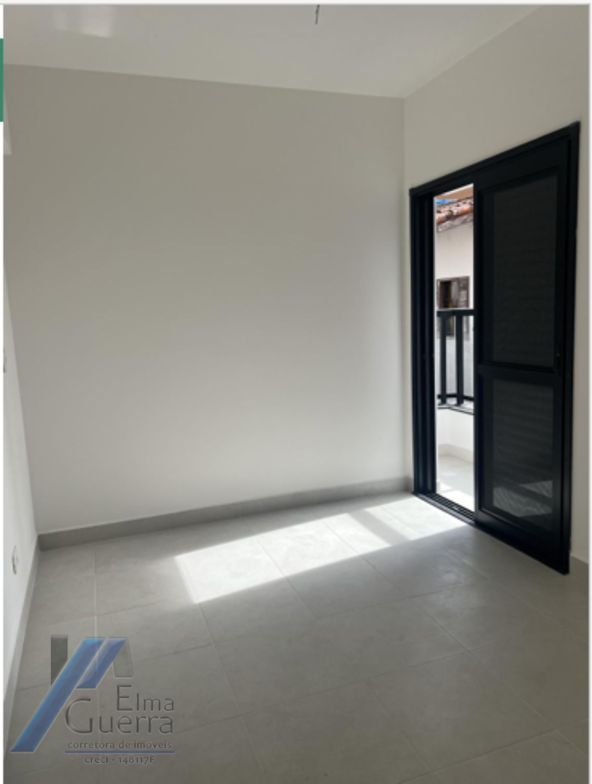 Ubatuba, Itagua - Apartamento com 02 dormitórios sendo 01 suíte e área de lazer.