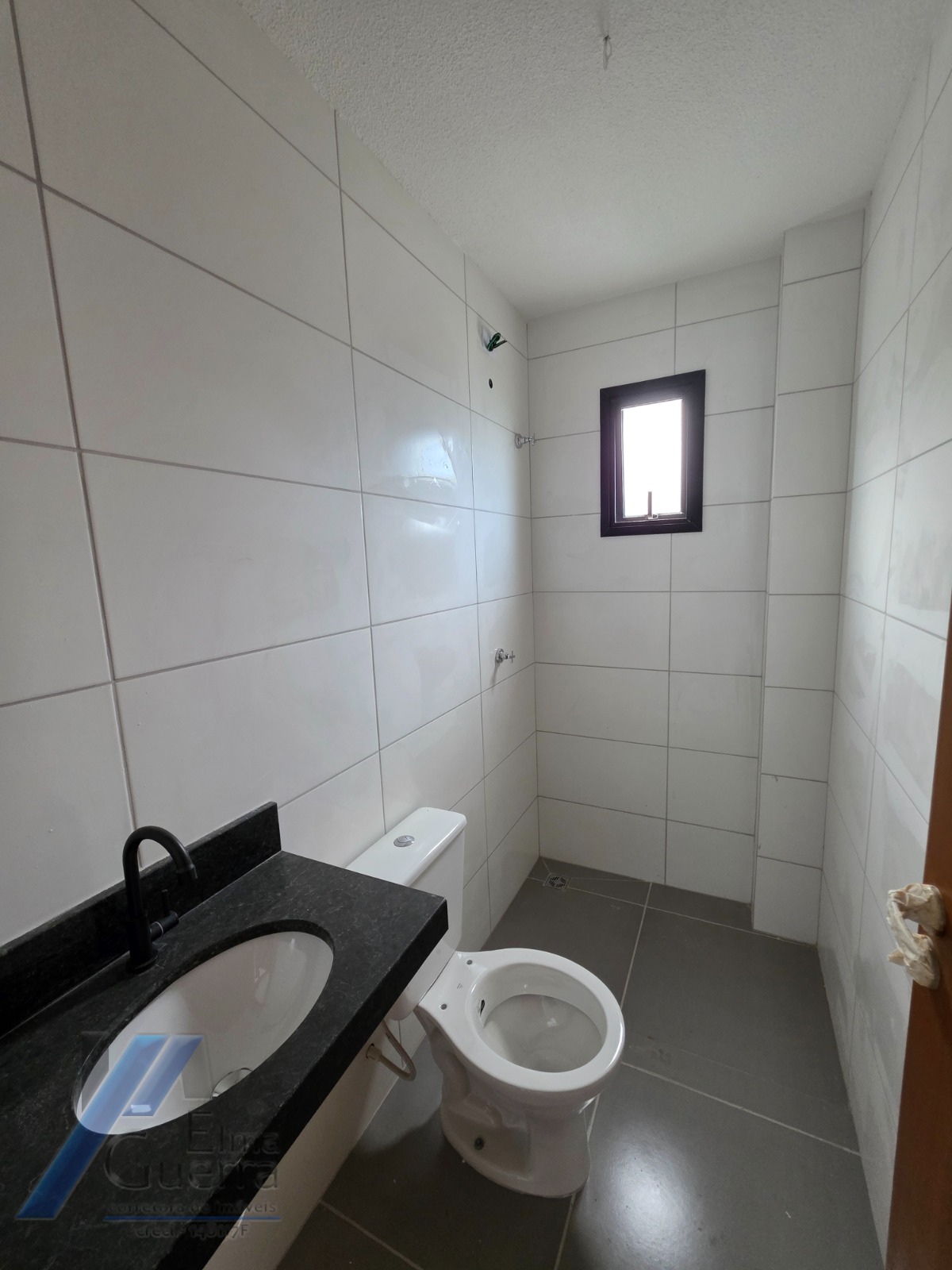 Ubatuba, Perequê Açu - Apartamento novo com 02 dormitórios, sendo 01 suíte e área de lazer.