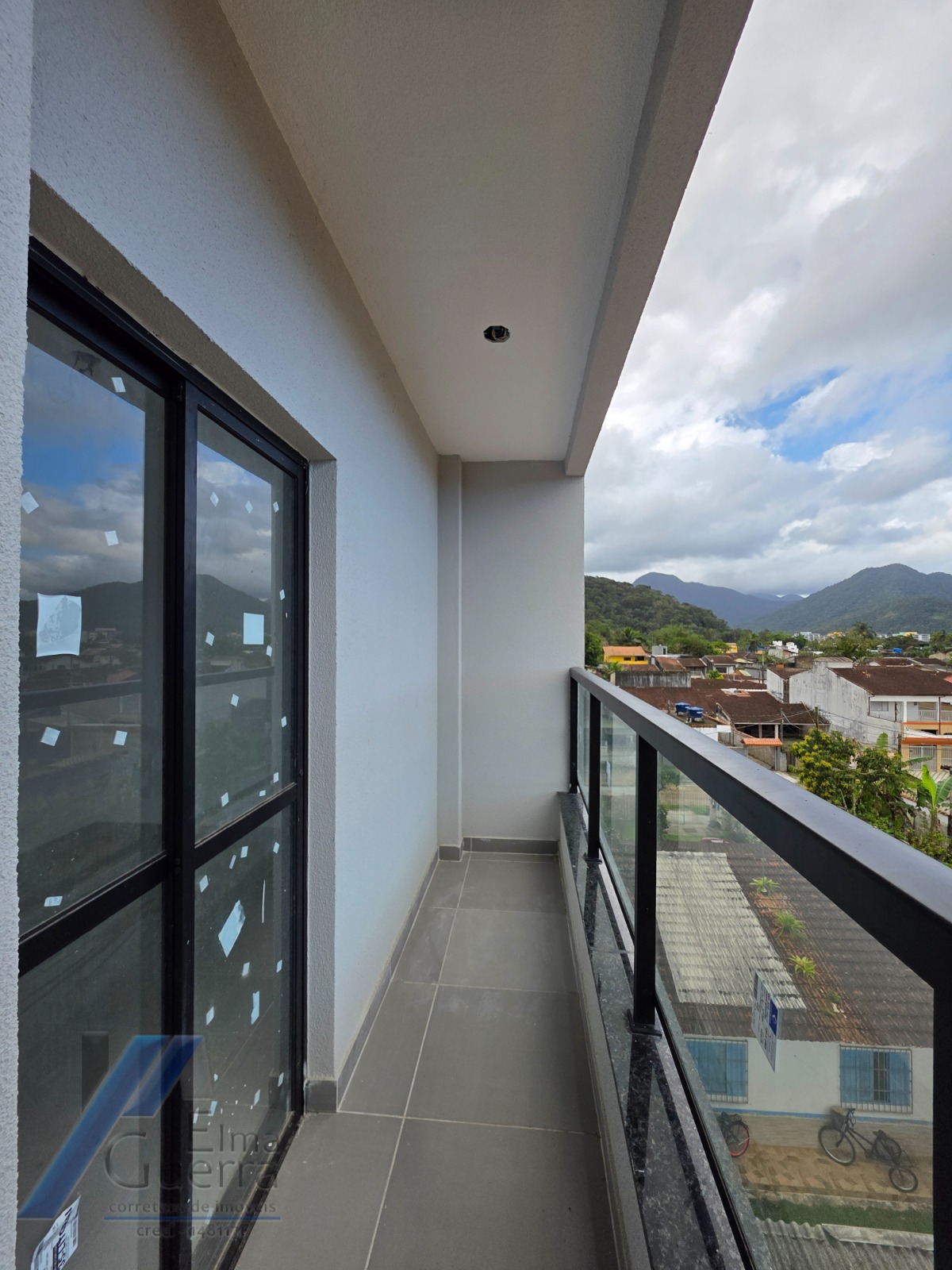 Ubatuba, Perequê Açu - Apartamento em construção com 02 dormitórios, sendo 01 suíte e área de lazer.