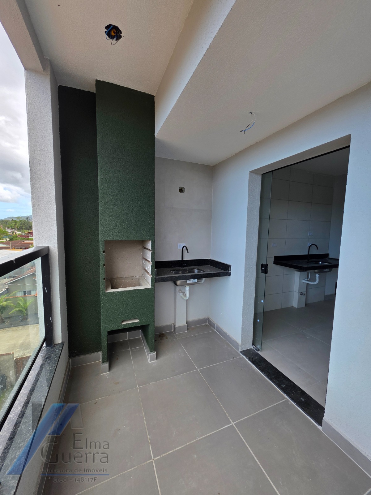 Ubatuba, Perequê Açu - Apartamento em construção com 02 dormitórios, sendo 01 suíte e área de lazer.