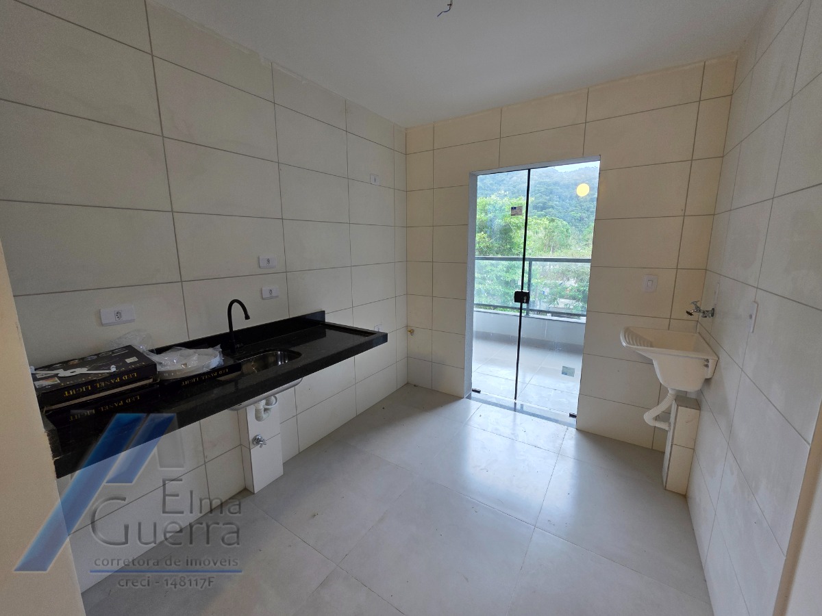 Ubatuba - Pereque açu - Apartamento novo com 02 dormitórios sendo 01 suíte e área de lazer.