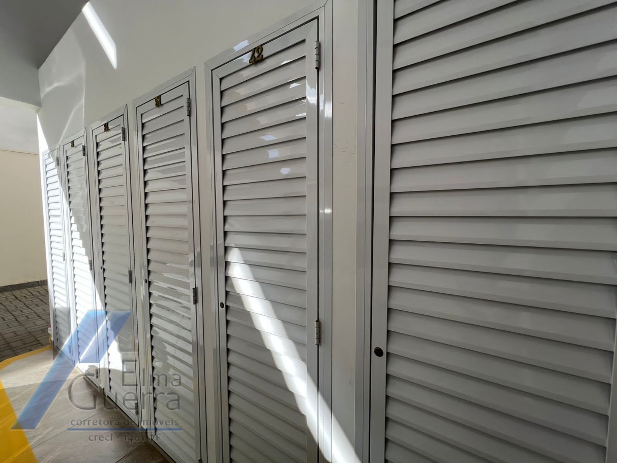 Ubatuba, Itaguá - Apartamento cobertura com 03 suítes e área de lazer com vista para o mar.
