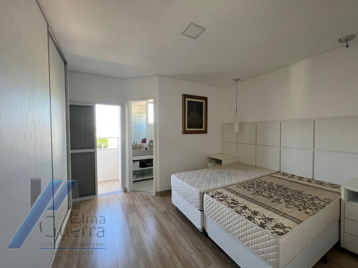Ubatuba, Itaguá - Apartamento cobertura com 03 suítes e área de lazer com vista para o mar.