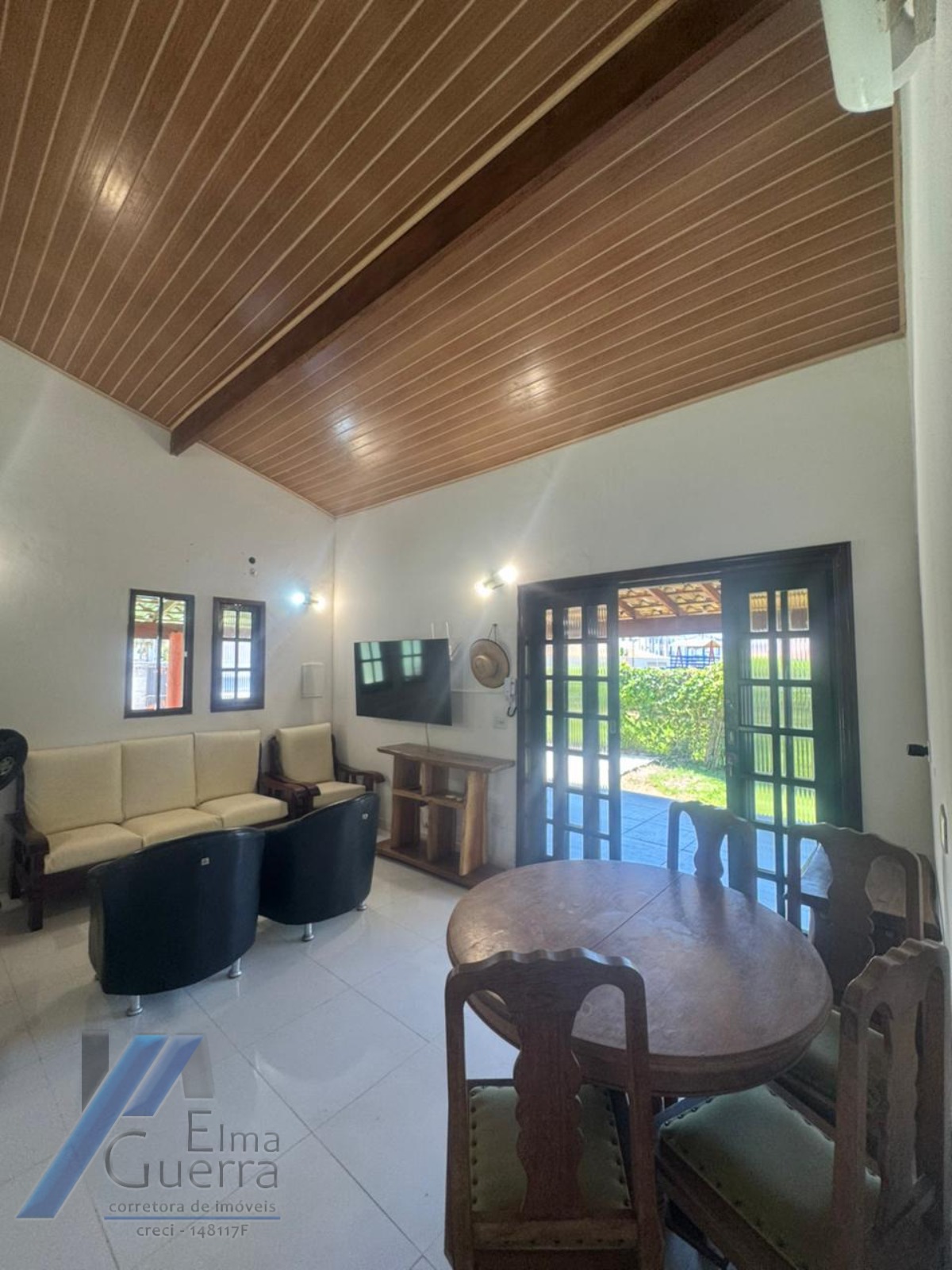Ubatuba, Praia do Sapê - Casa com 02 suítes com terreno de 1.136,55 m2. - foto 11