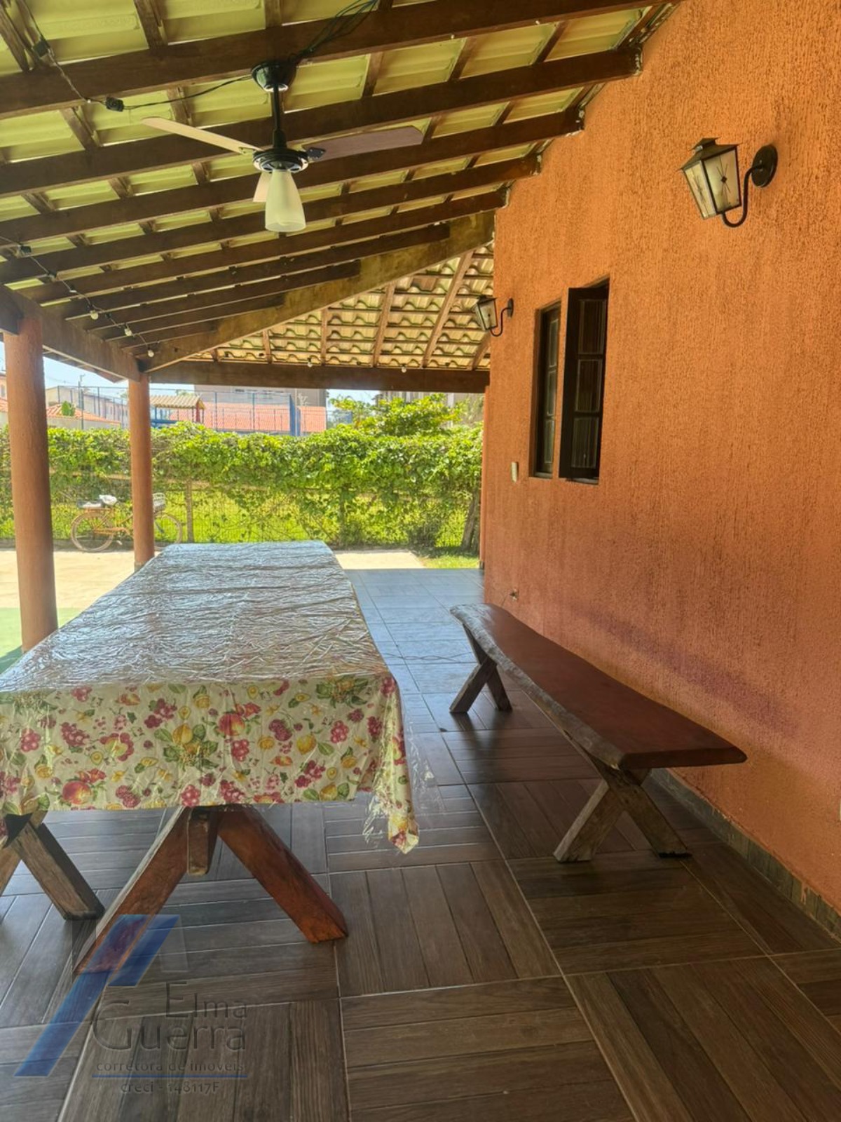 Ubatuba, Praia do Sapê - Casa com 02 suítes com terreno de 1.136,55 m2. - foto 3