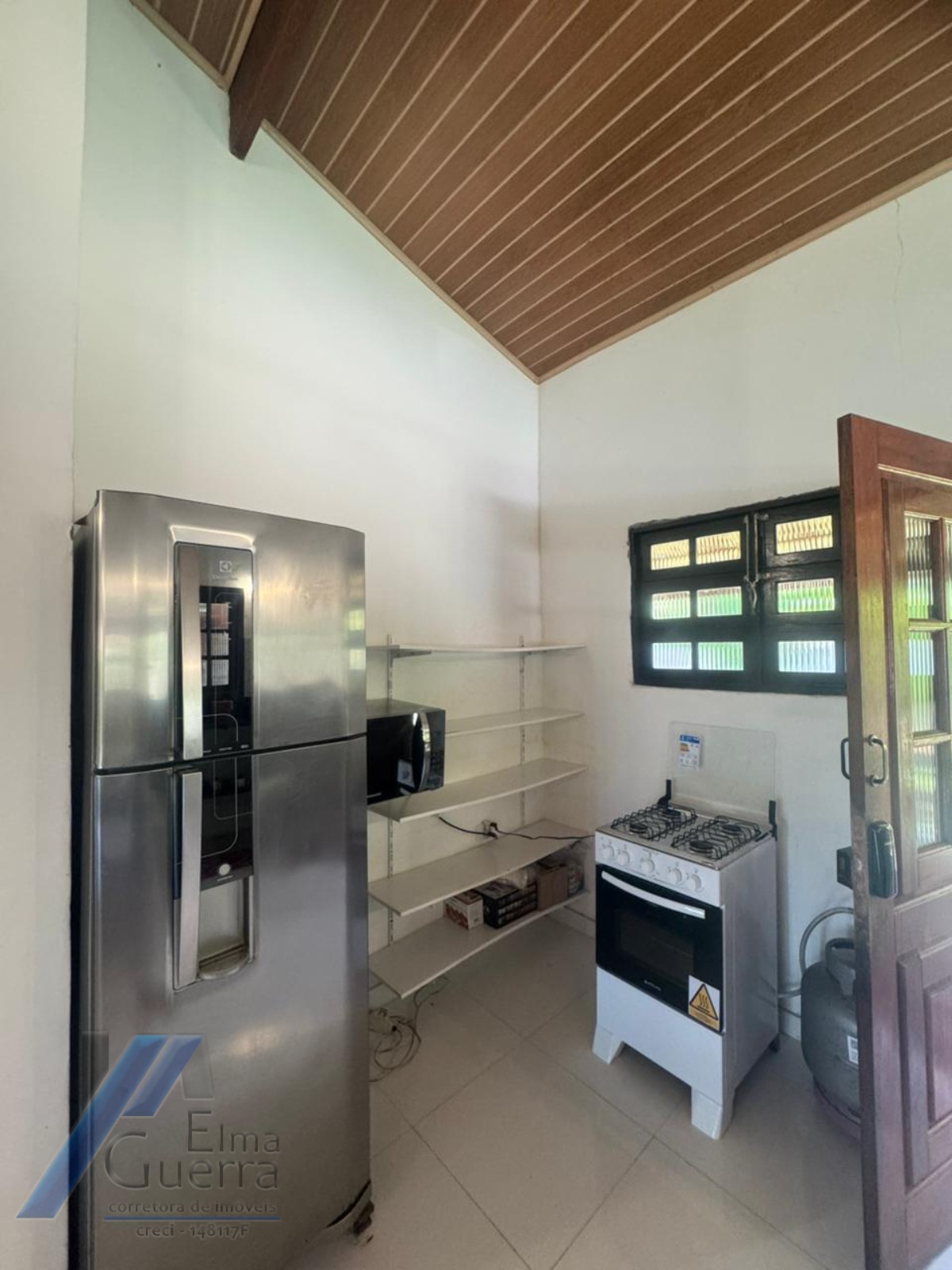Ubatuba, Praia do Sapê - Casa com 02 suítes com terreno de 1.136,55 m2. - foto 16
