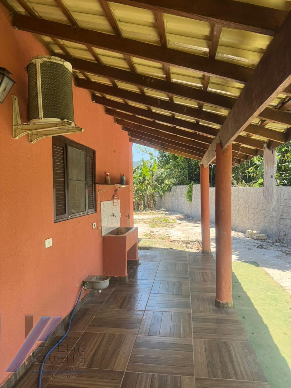 Ubatuba, Praia do Sapê - Casa com 02 suítes com terreno de 1.136,55 m2. - foto 5