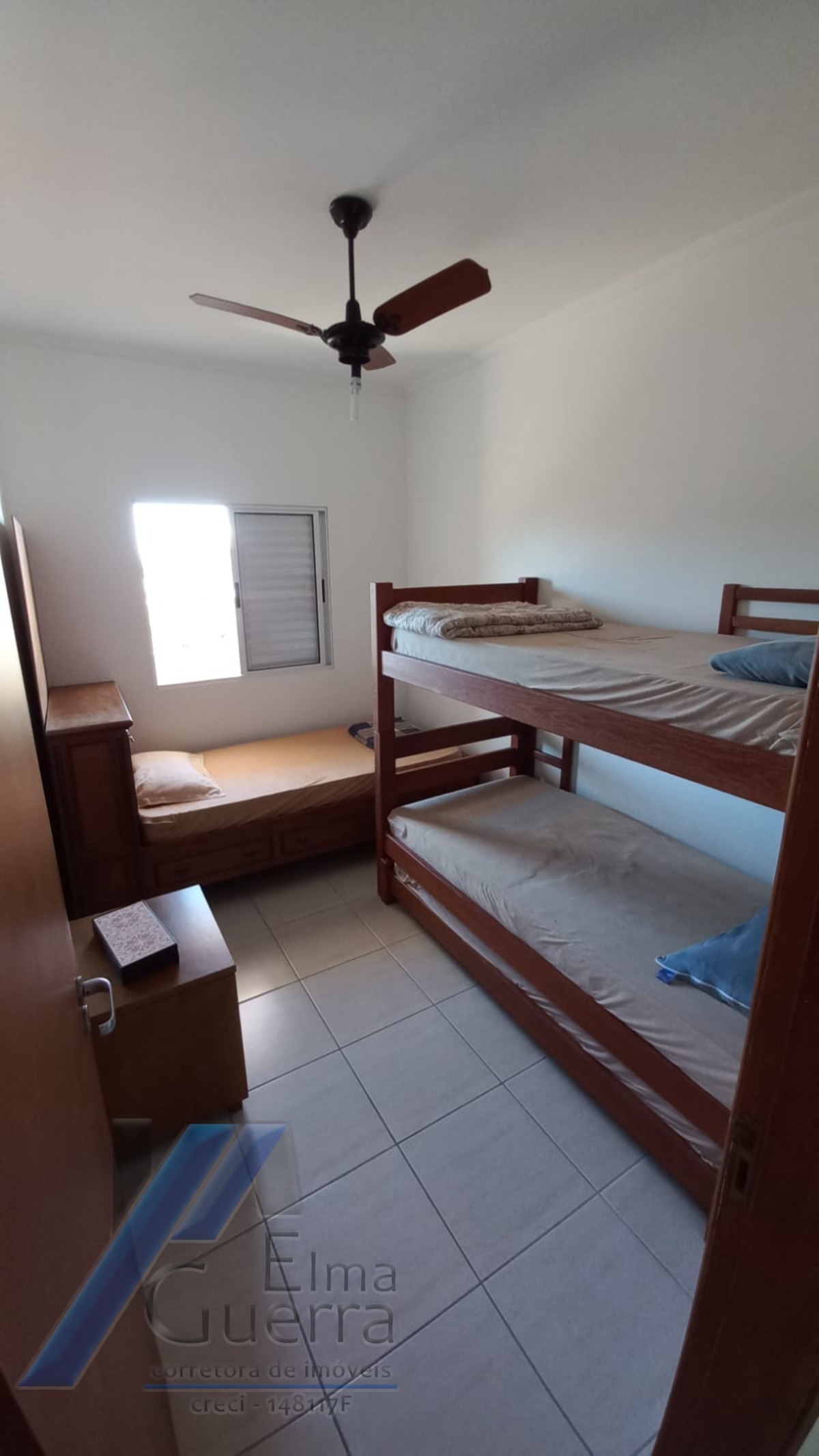 Ubatuba, Centro - Apartamento mobiliado com 2 dormitórios.