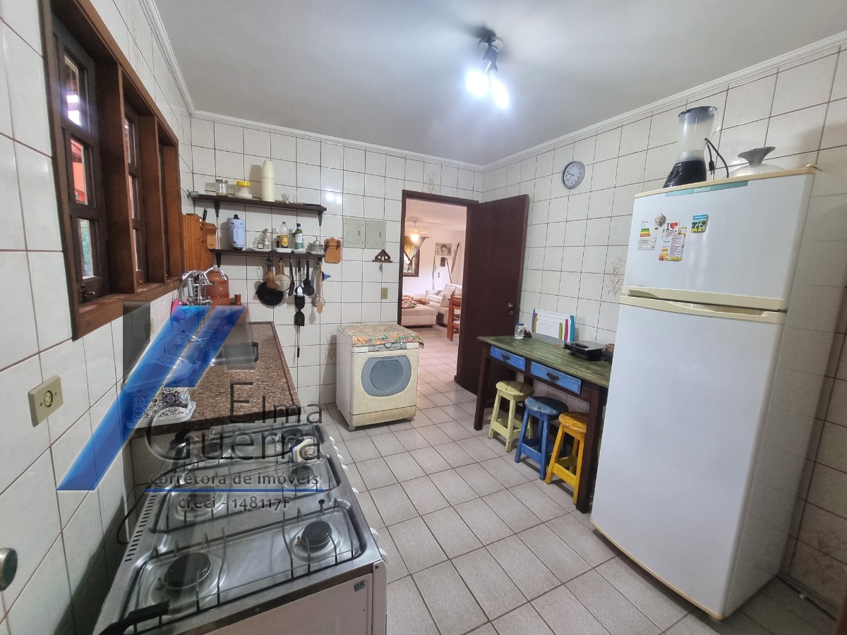 Casa à venda com 3 quartos, 151m² - Foto 15