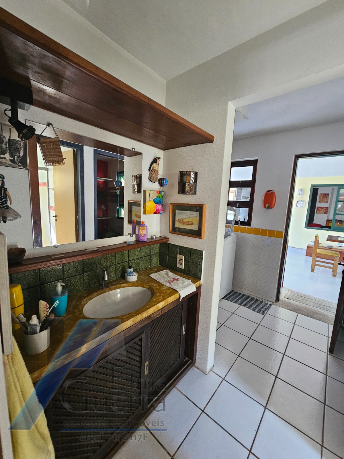 Ubatuba, Centro - Casa com 5 quartos, sendo 3 suítes