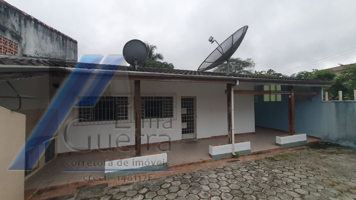 Perequê Açu, Ubatuba - Casa eicula com 1 dormitório e terreno de 283 m2.