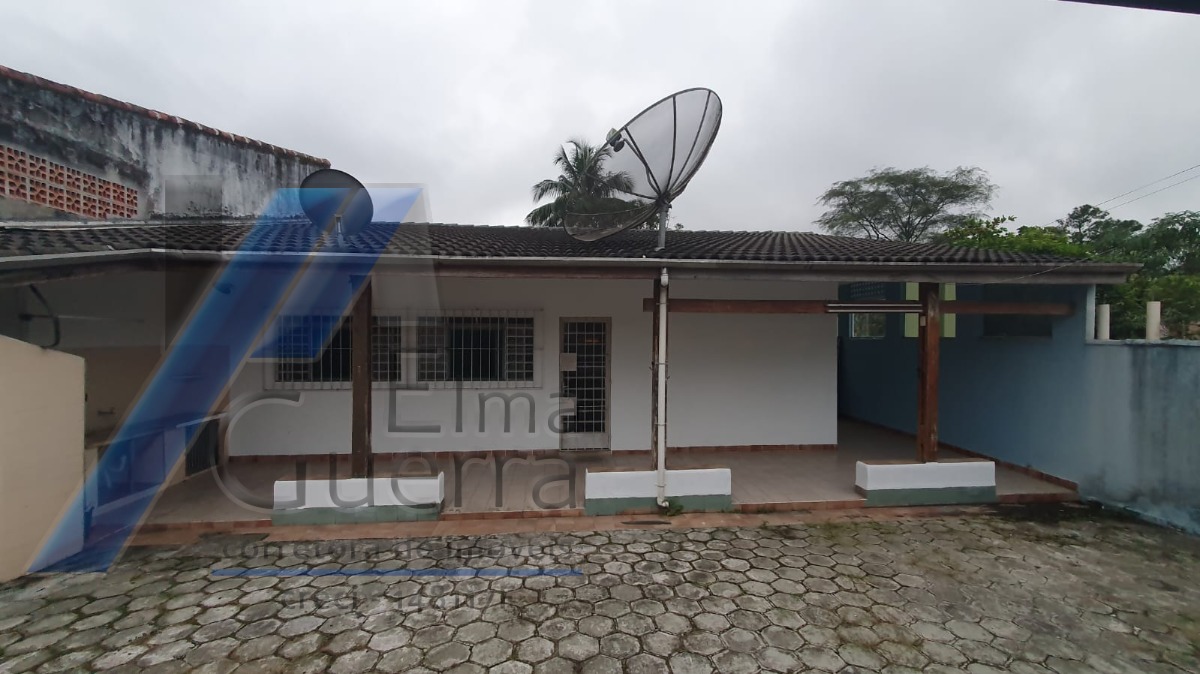 Perequê Açu, Ubatuba - Casa eicula com 1 dormitório e terreno de 283 m2.