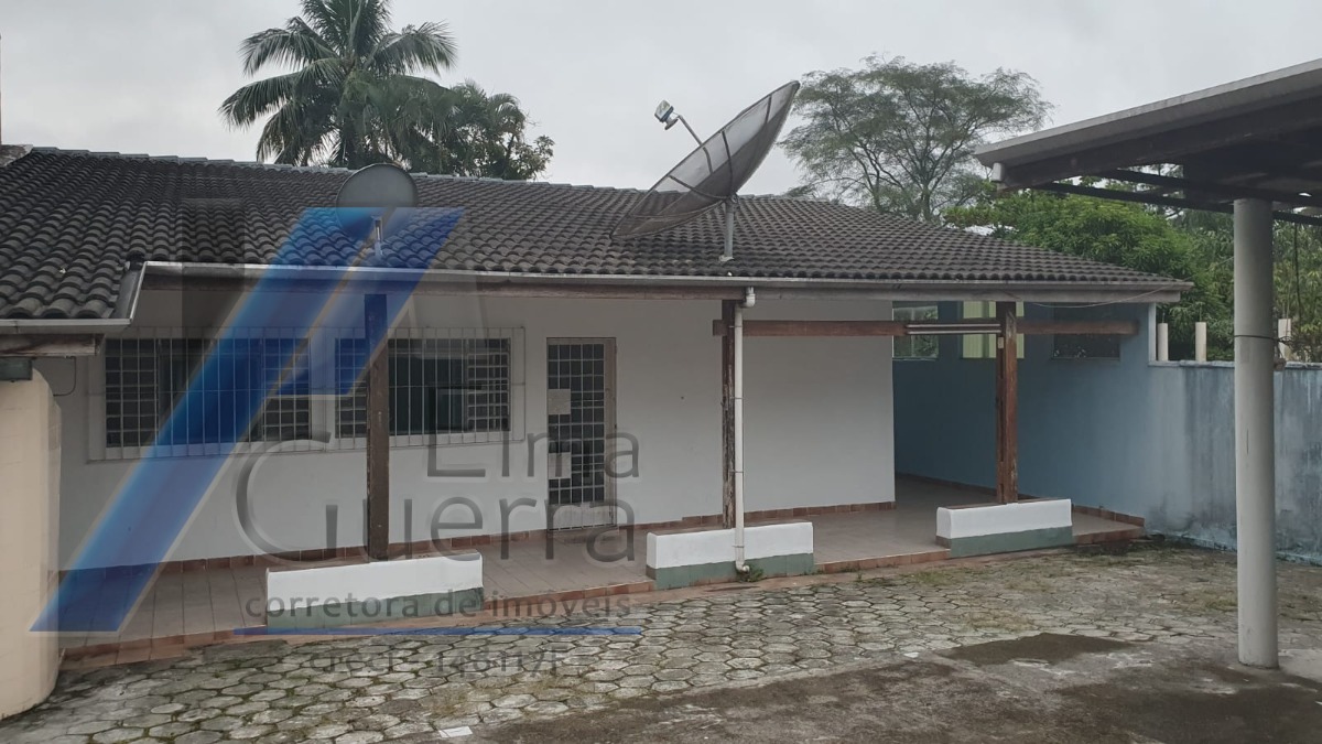 Perequê Açu, Ubatuba - Casa eicula com 1 dormitório e terreno de 283 m2.