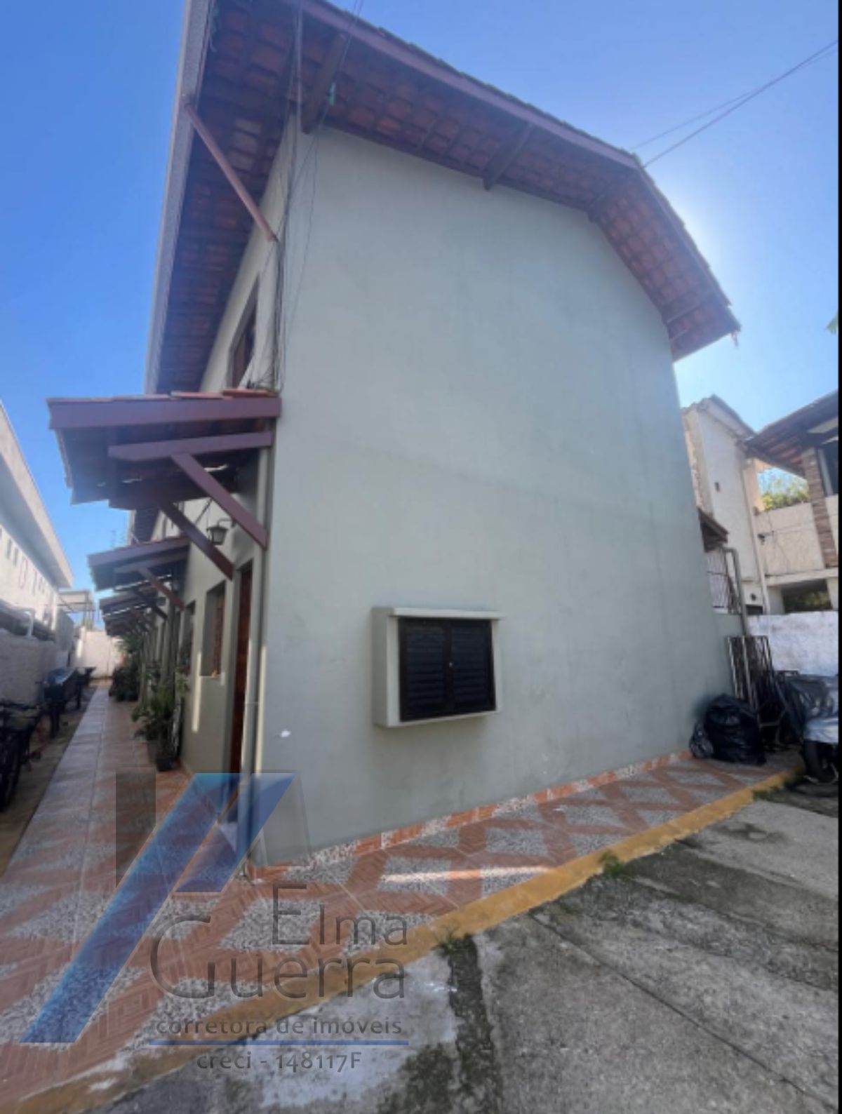 Ubatuba, Centro - Condominio de sobrados com 01 dormitórios.