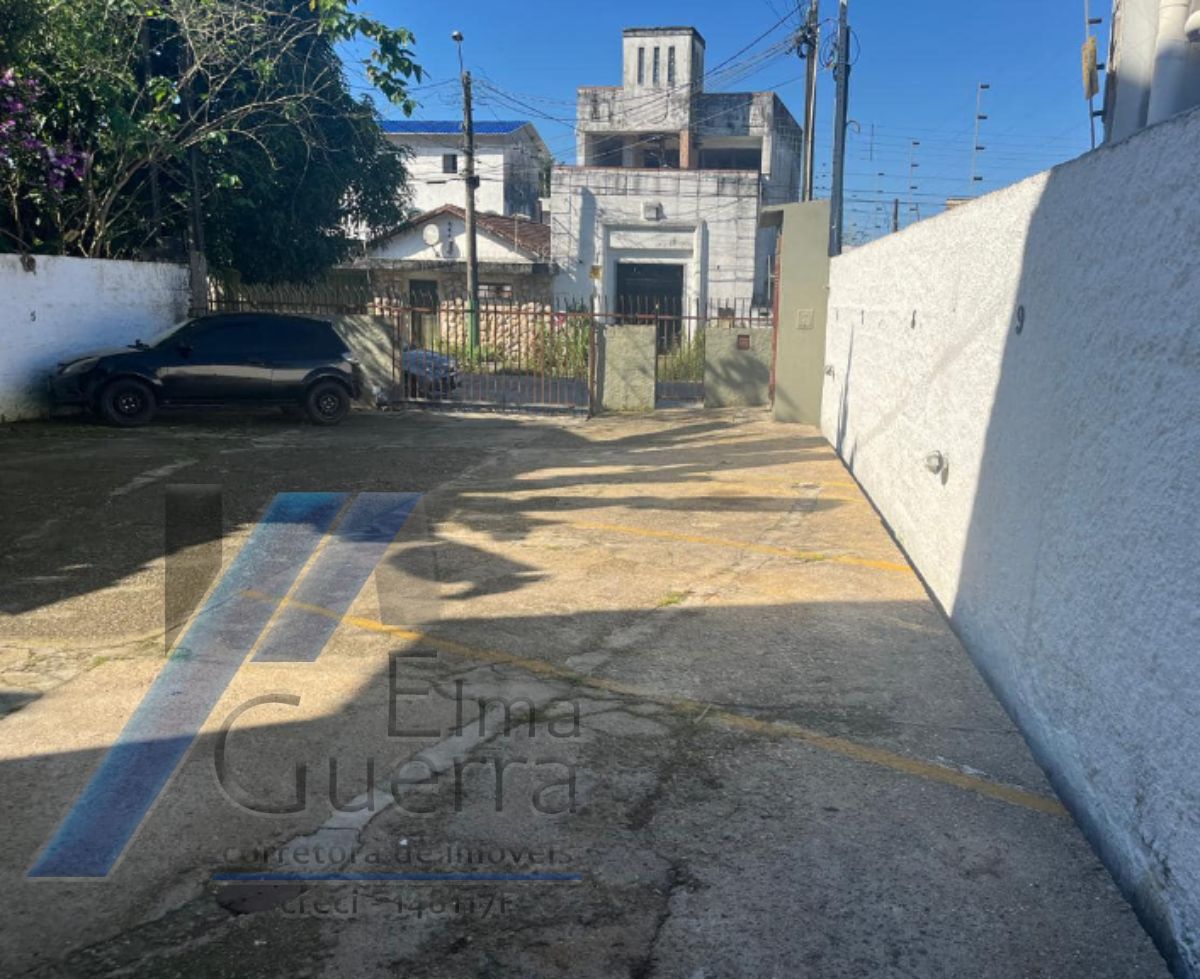Ubatuba, Centro - Condominio de sobrados com 01 dormitórios.