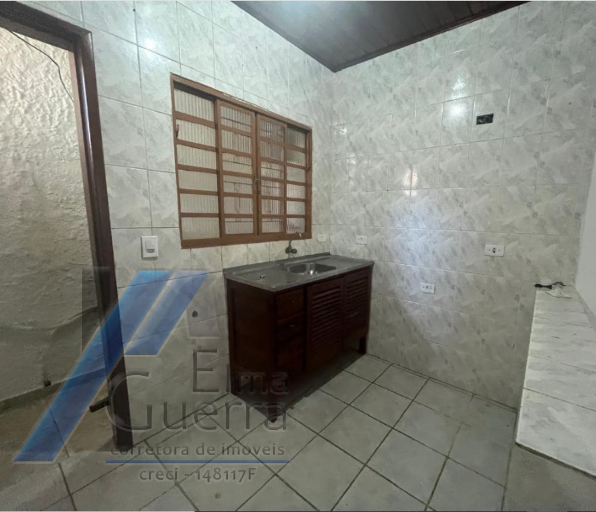 Ubatuba, Centro - Condominio de sobrados com 01 dormitórios.