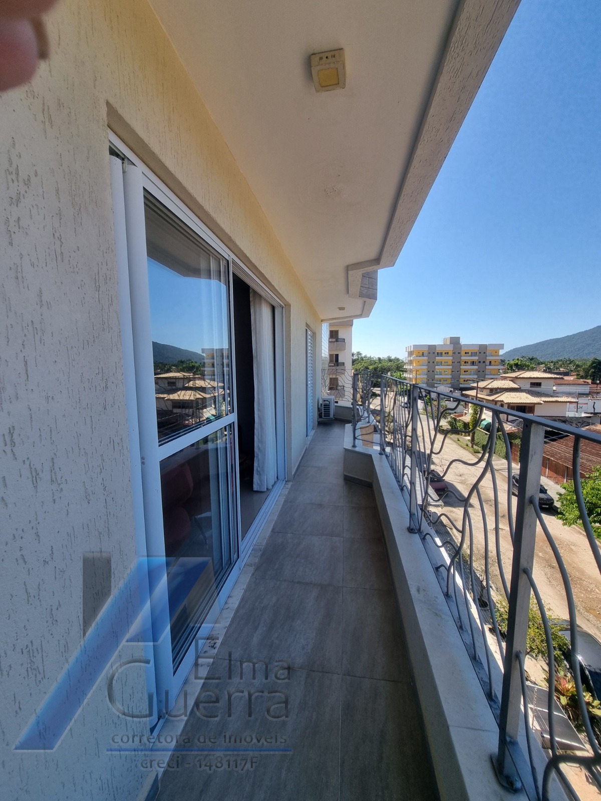 Ubatuba, Itaguá- Apartamento em condomínio tranquilo com 03 dormitorios e area de lazer.