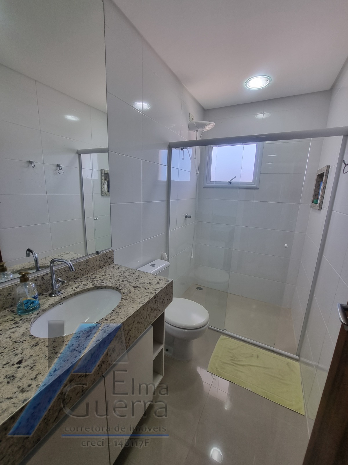 Ubatuba, Itaguá- Apartamento em condomínio tranquilo com 03 dormitorios e area de lazer.