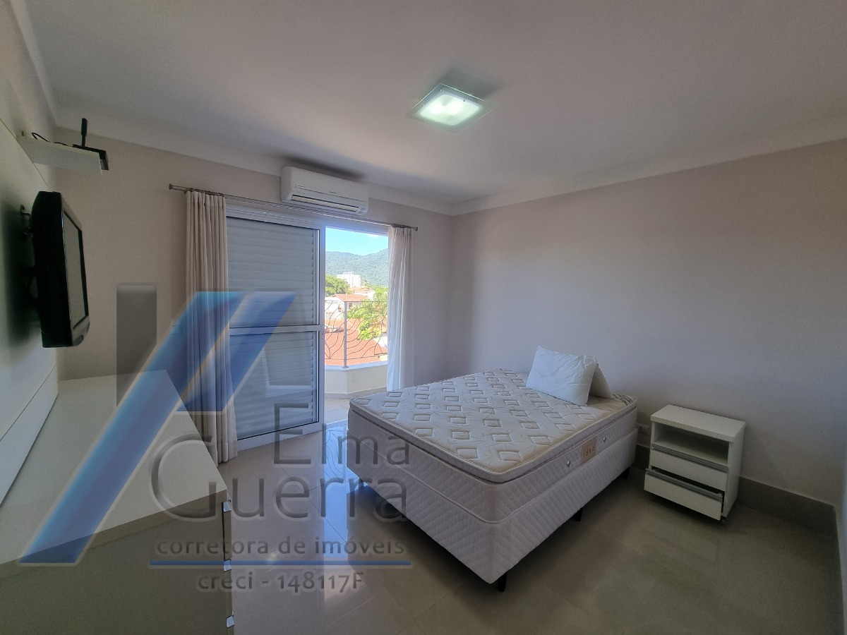 Ubatuba, Itaguá- Apartamento em condomínio tranquilo com 03 dormitorios e area de lazer.