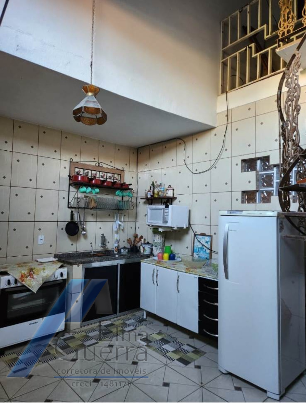 Ubatuba, Perequê Açu - Casa a 200 metros da praia com 03 dormitórios.