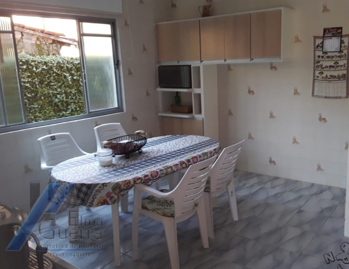 Casa à venda com 4 quartos, 220m² - Foto 26