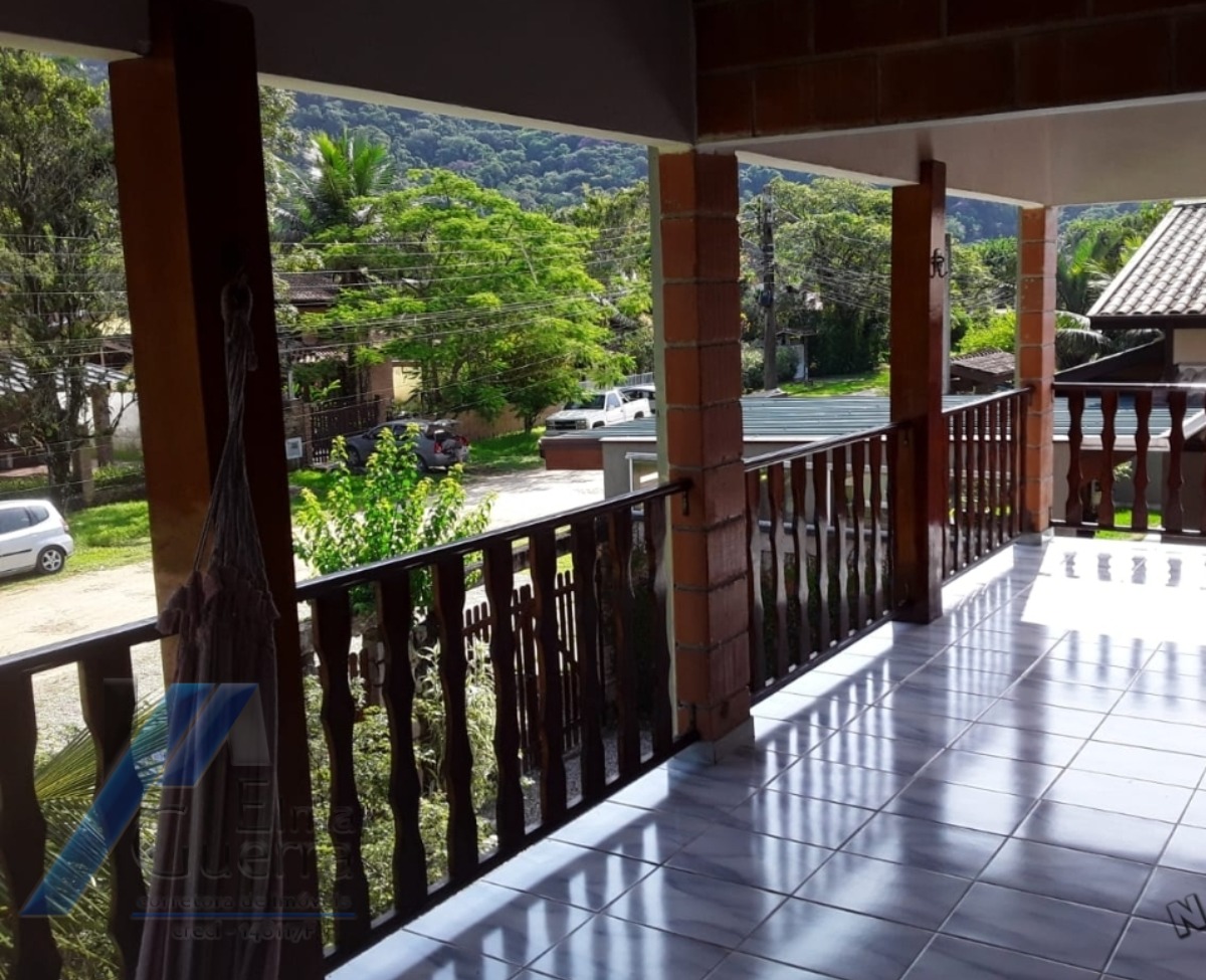 Casa à venda com 4 quartos, 220m² - Foto 19