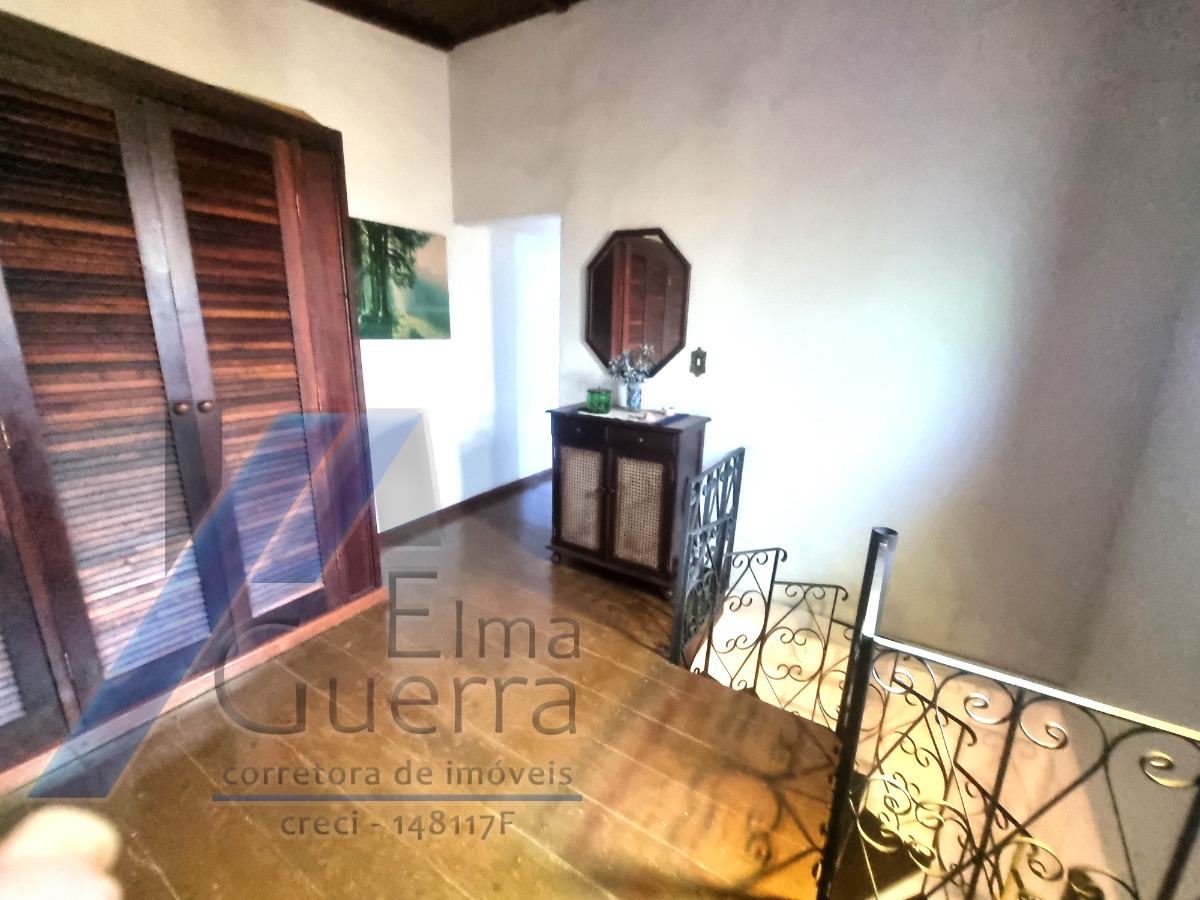 Ubatuba, Ressaca - Casa com 03 dormitórios, sendo 01 suíte.