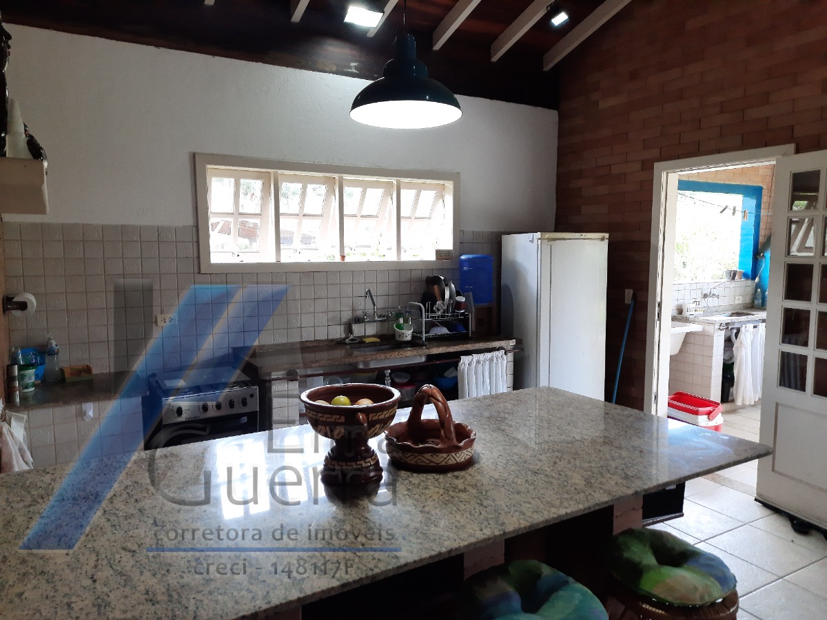 Ubatuba, Horto - Condomínio Ubatuba Country, casa com 02 dormitórios, sendo 01 suíte.