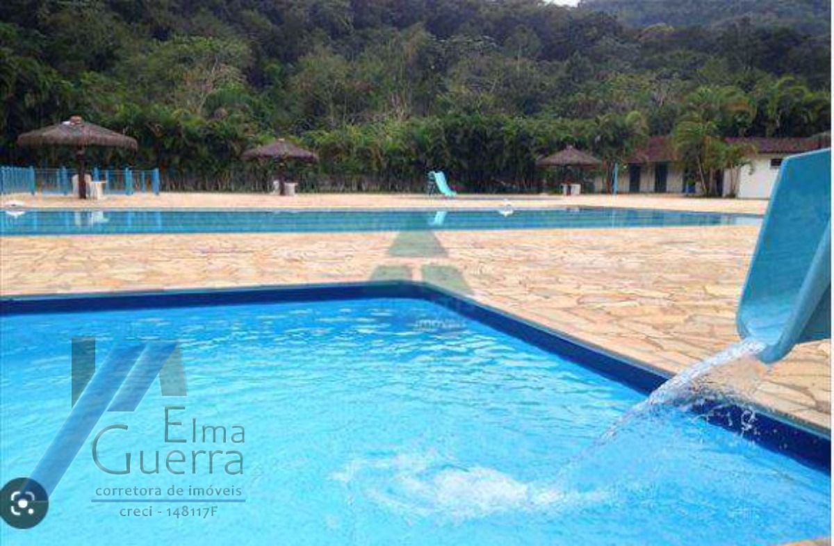 Ubatuba, Horto - Condomínio Ubatuba Country, casa com 02 dormitórios, sendo 01 suíte.