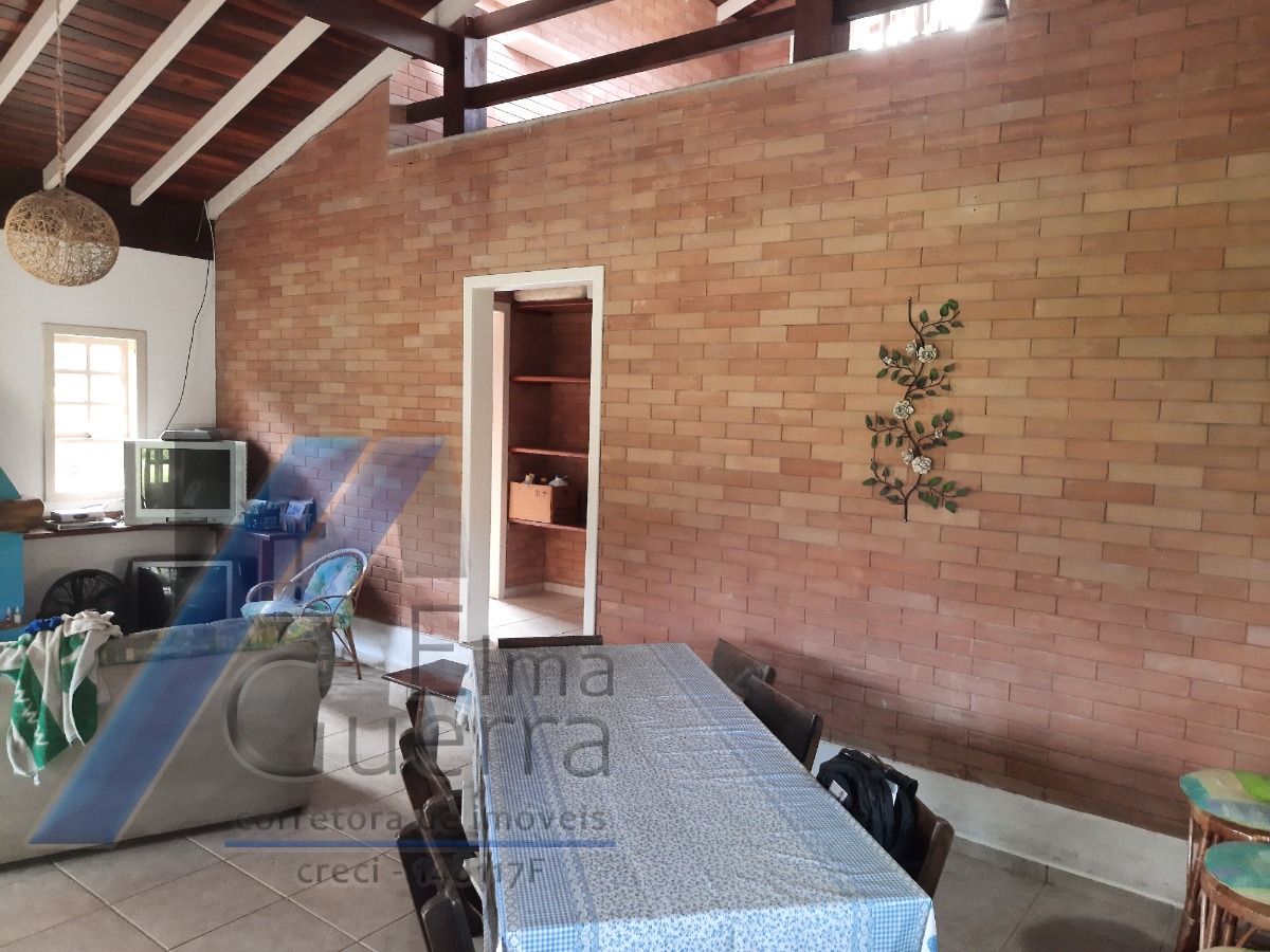 Ubatuba, Horto - Condomínio Ubatuba Country, casa com 02 dormitórios, sendo 01 suíte.