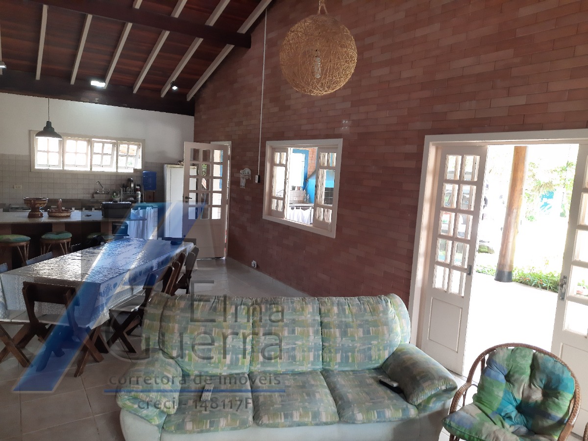 Ubatuba, Horto - Condomínio Ubatuba Country, casa com 02 dormitórios, sendo 01 suíte.