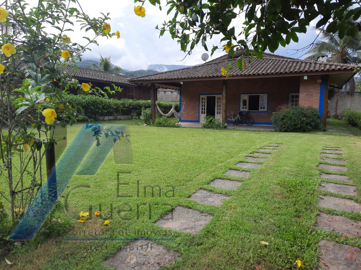 Ubatuba, Horto - Condomínio Ubatuba Country, casa com 02 dormitórios, sendo 01 suíte.