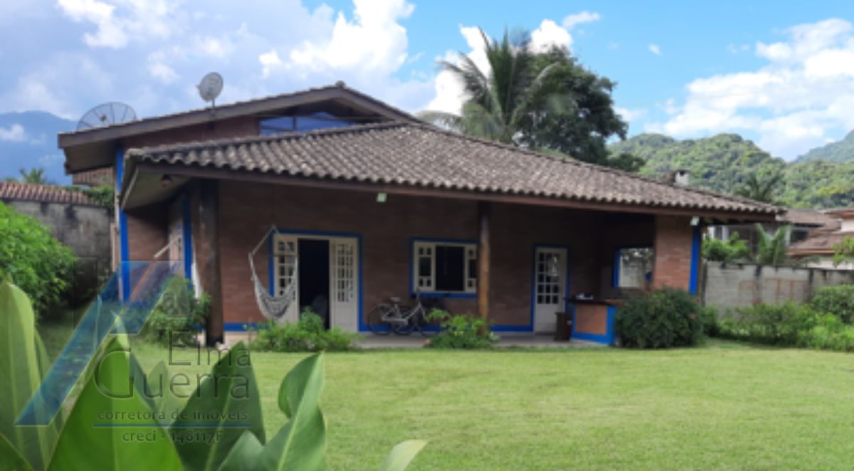 Ubatuba, Horto - Condomínio Ubatuba Country, casa com 02 dormitórios, sendo 01 suíte.