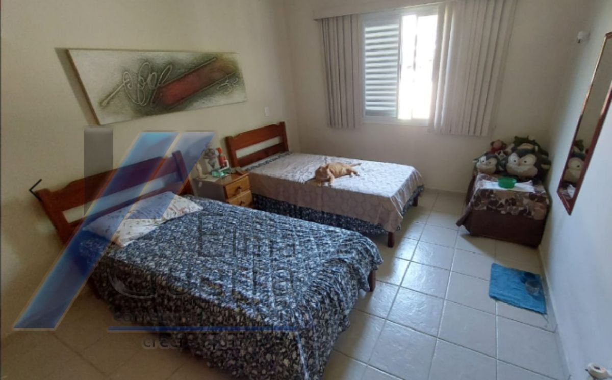 Ubatuba - Condomínio Park Hills, casa com 03 dormitórios, sendo 01 suíte e área de lazer.