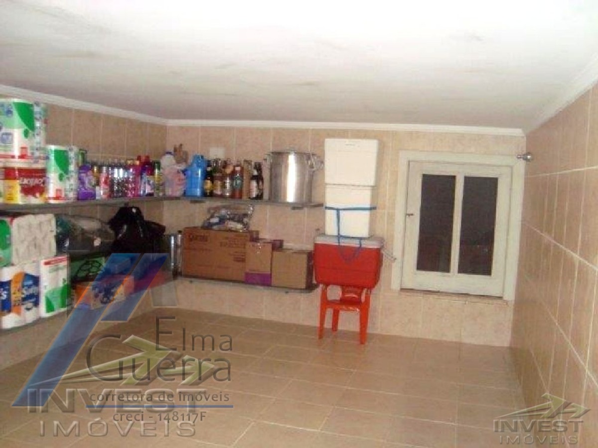 Ubatuba - Condomínio Ubatuba country, casa no com 03 dormitórios, sendo 01 suíte.