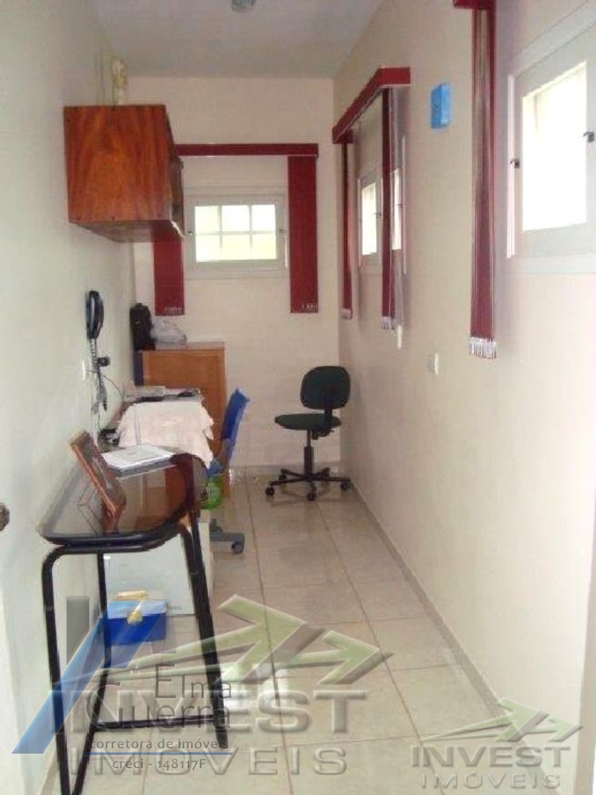 Ubatuba - Condomínio Ubatuba country, casa no com 03 dormitórios, sendo 01 suíte.