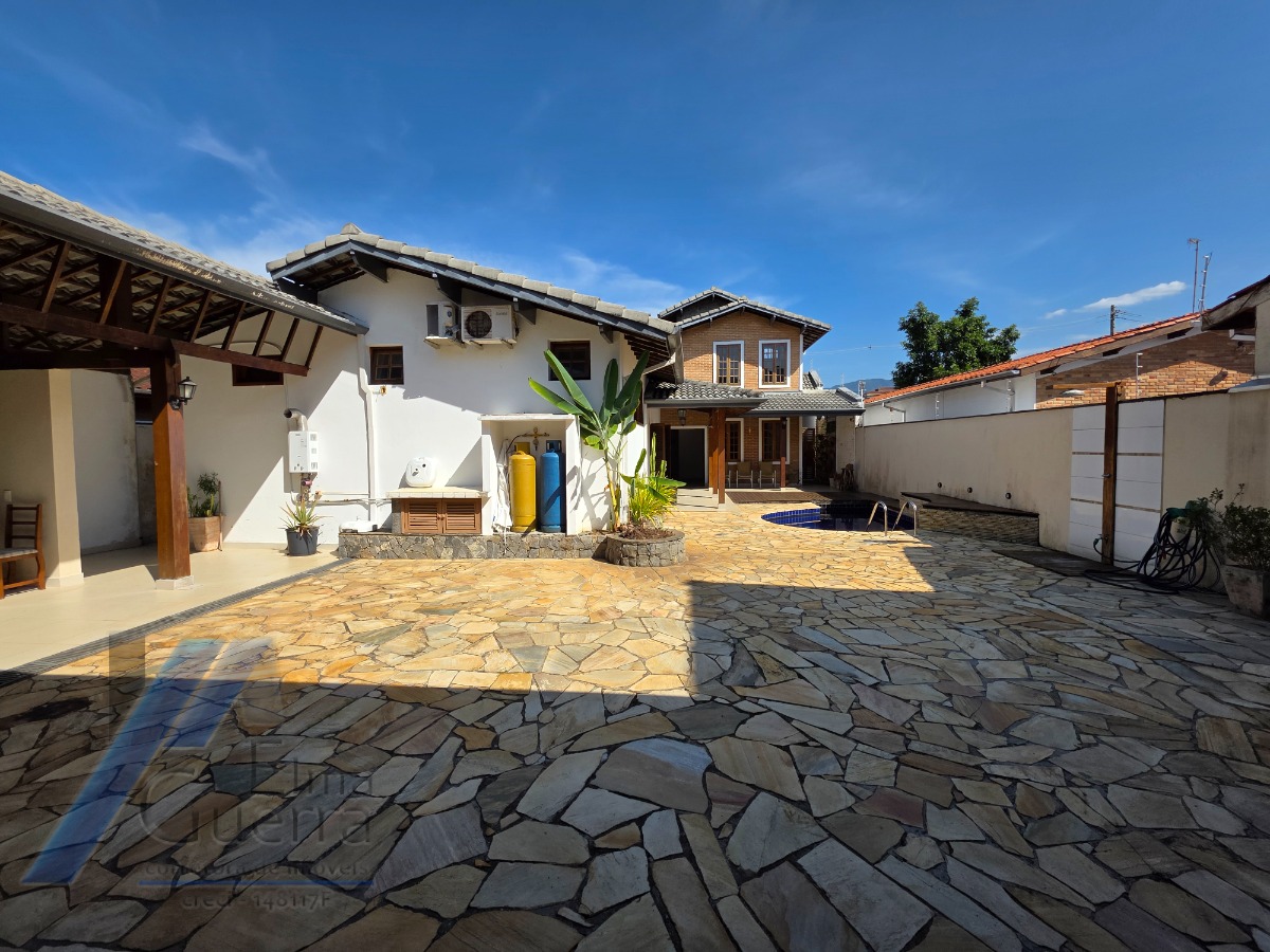 Casa, 3 quartos, 298 m² - Foto 49