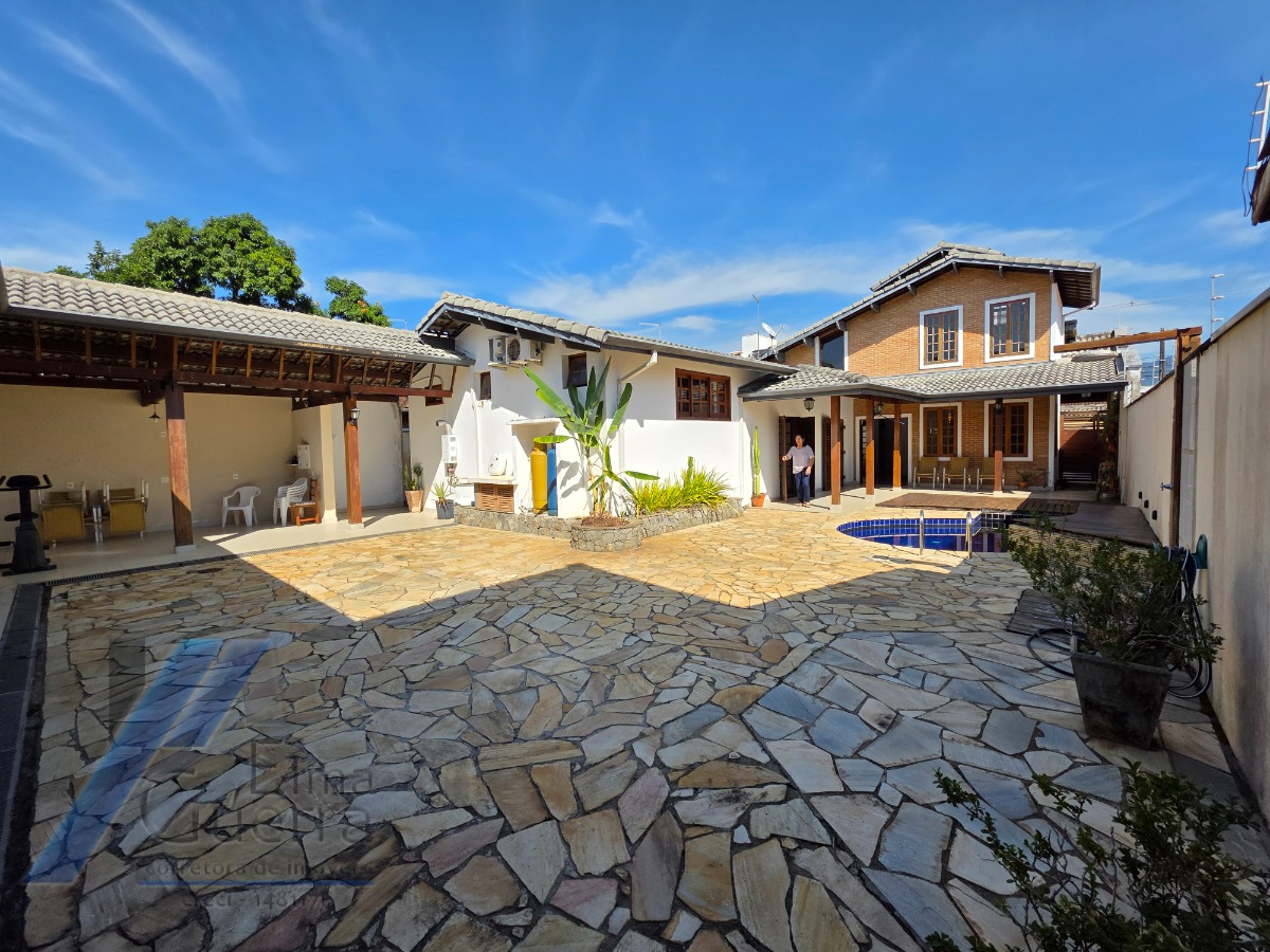 Casa, 3 quartos, 298 m² - Foto 46