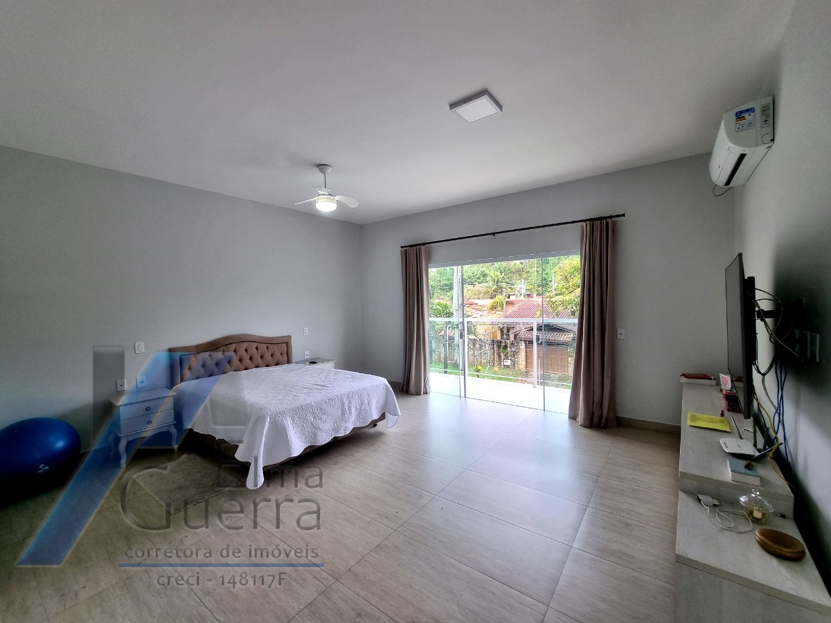 Casa, 3 quartos, 210 m² - Foto 44