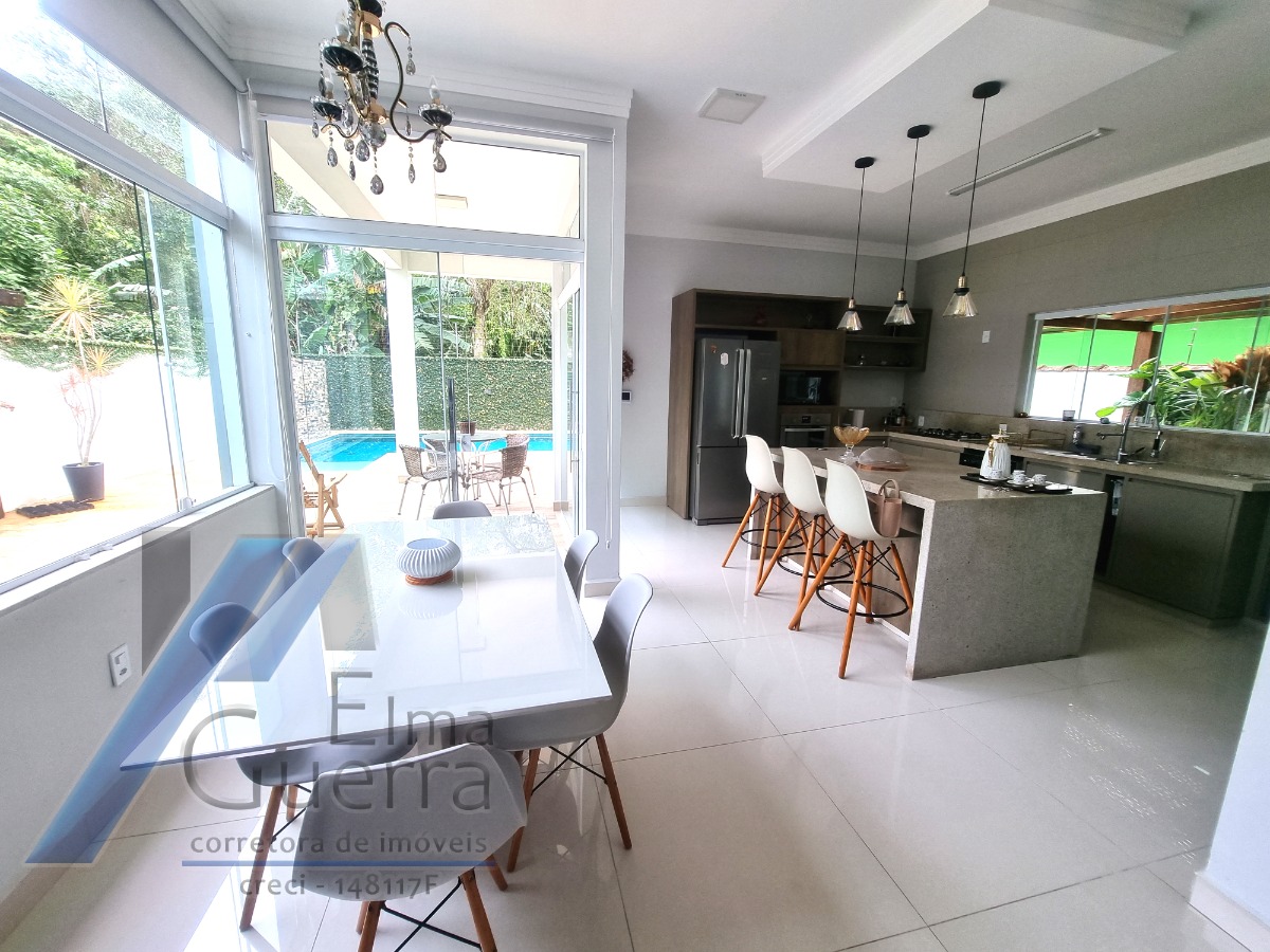 Casa, 3 quartos, 210 m² - Foto 23